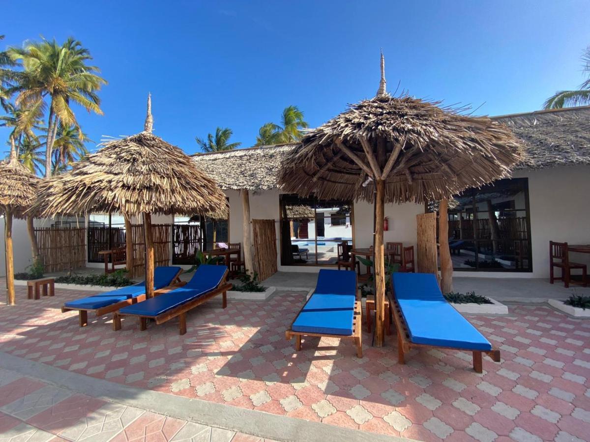 Amani Hotel Падже Екстер'єр фото