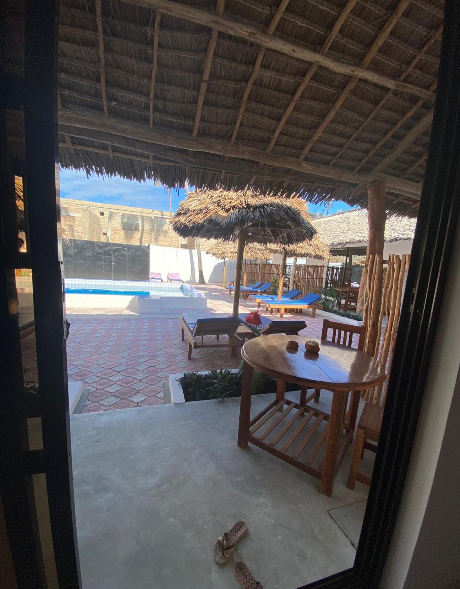 Amani Hotel Падже Екстер'єр фото