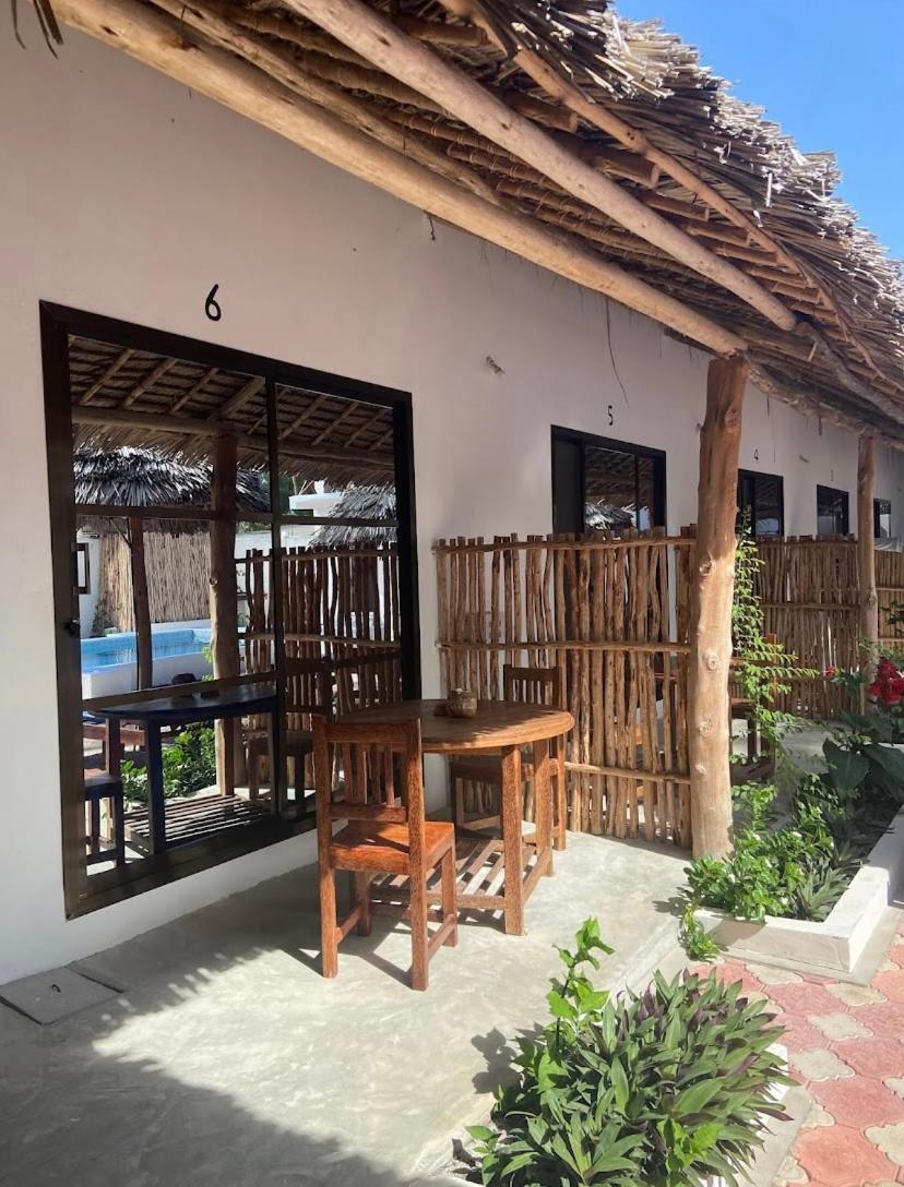 Amani Hotel Падже Екстер'єр фото